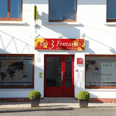 Logis - & Restaurant Les Trois Fontaines Марконна
