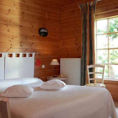 Logis - & Restaurant Les Trois Fontaines
