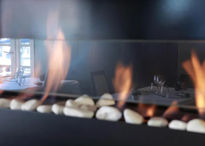 Hotel Logis - & Restaurant Les Trois Fontaines Marconne