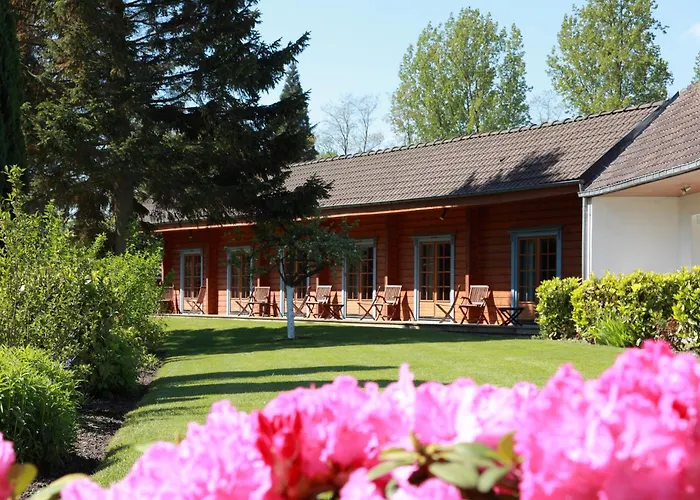 Logis - & Restaurant Les Trois Fontaines